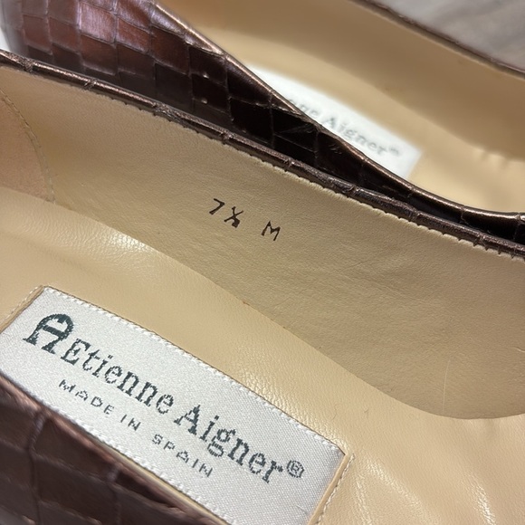 Etienne Aigner DREAMER Bronze Embossed Leather Pumps 7.5 - Picture 8 of 11
